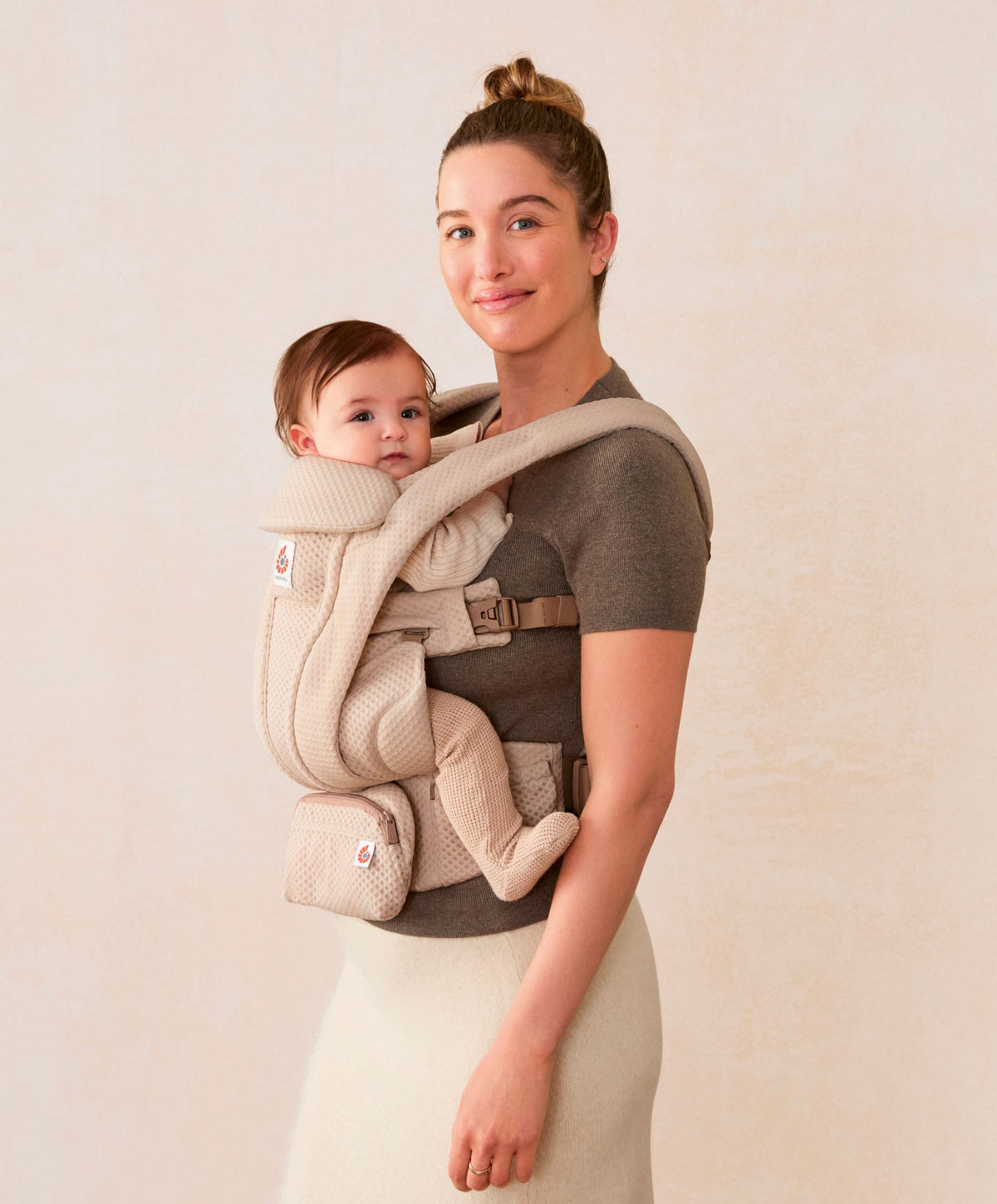 Ergobaby Baby Carriers Ergobaby Omni Deluxe Mesh Baby Carrier - Natural Beige