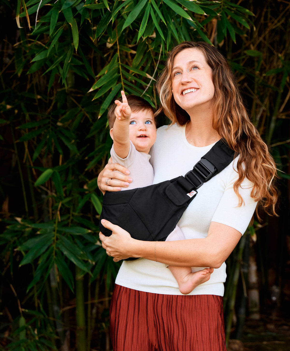 Ergobaby Baby Carriers Ergobaby Upsie Sling Carrier- Onyx Black