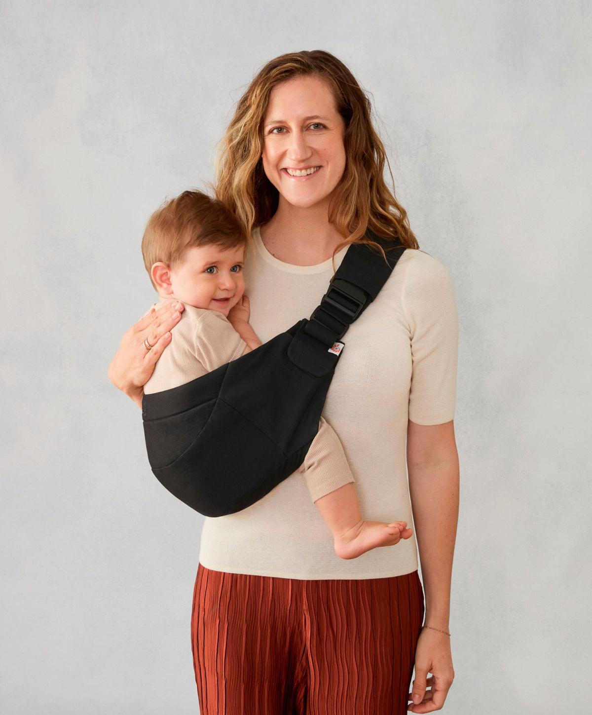 Ergobaby Baby Carriers Ergobaby Upsie Sling Carrier- Onyx Black