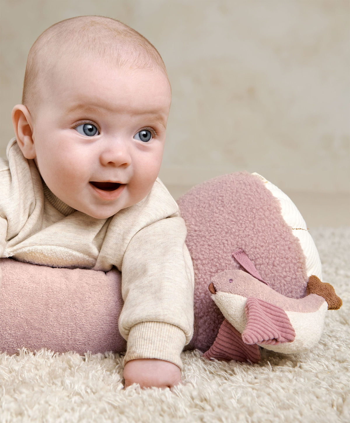 Mamas & Papas Welcome to the World Tummy Time Roll - Floral