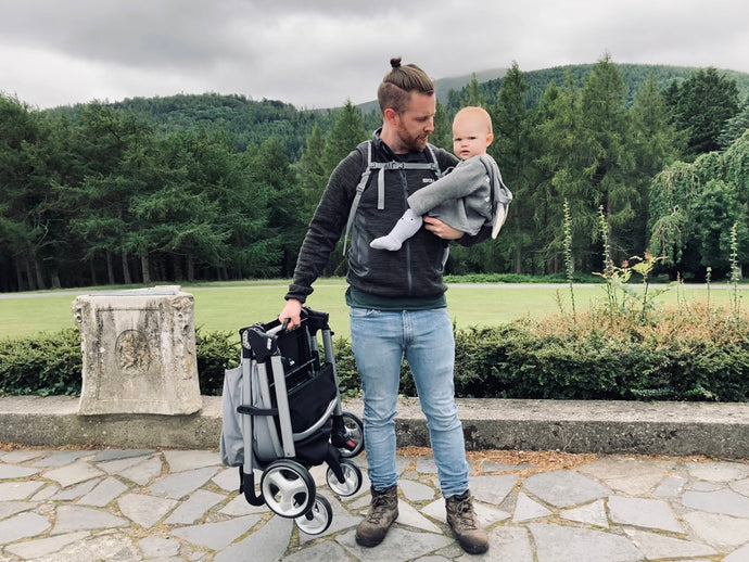 Chloe & David Shields' Armadillo Pushchair Review