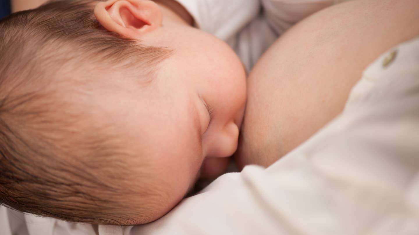 Your most common sleep and breastfeeding questions answered