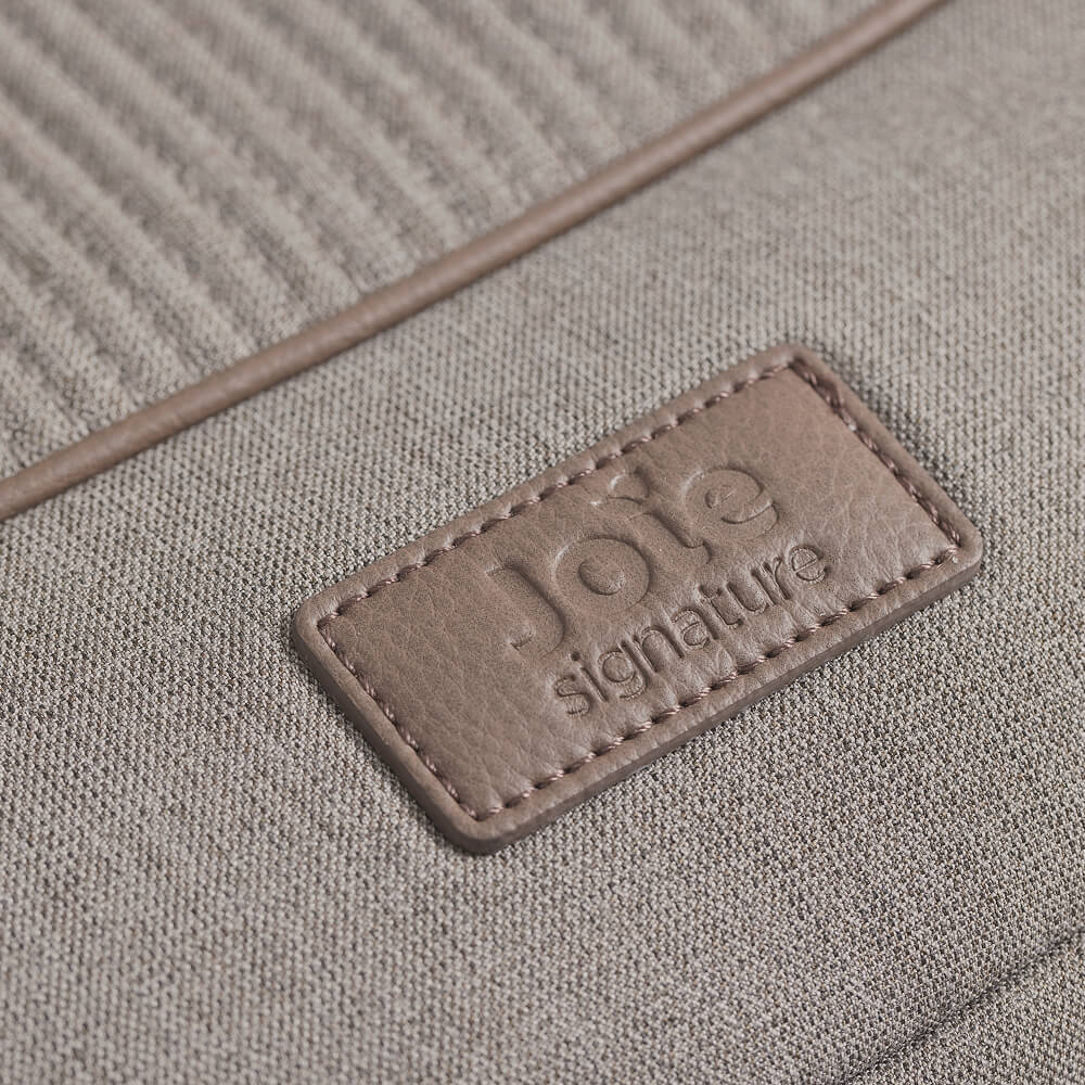 Storage Pockets & Woven Fabrics