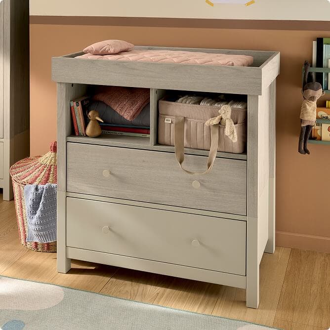 Adaptable Dresser Changer