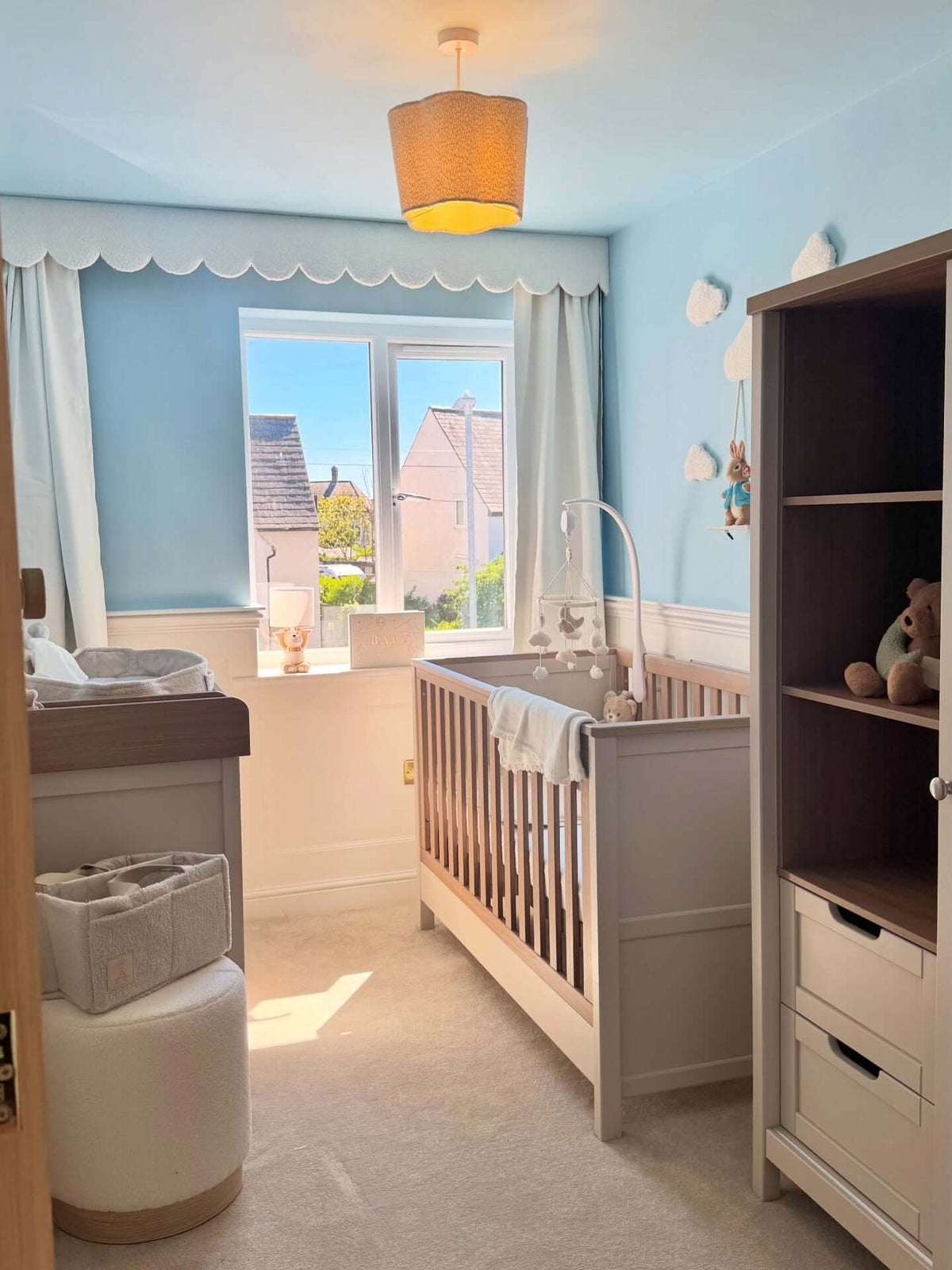 Instagram post by @amycrescenthome