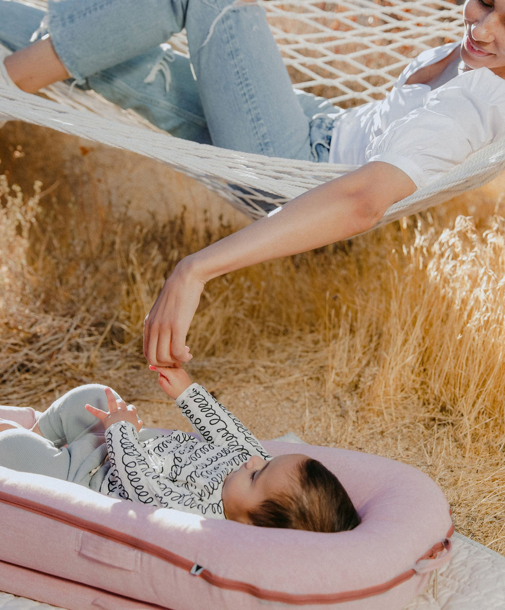 Dockatot Baby Nests Dockatot Deluxe Dock - Ginger Chambray