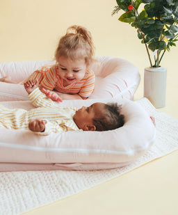 Dockatot Baby Nests DockATot Deluxe+ Strawberry Cream