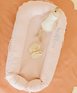 Dockatot Baby Nests DockATot Deluxe+ Strawberry Cream