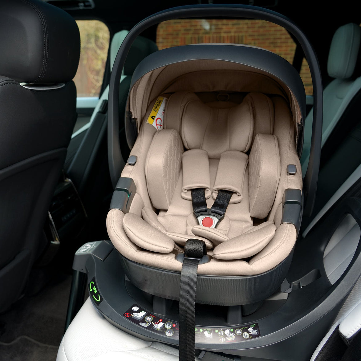 Car Seat & Isofix Base