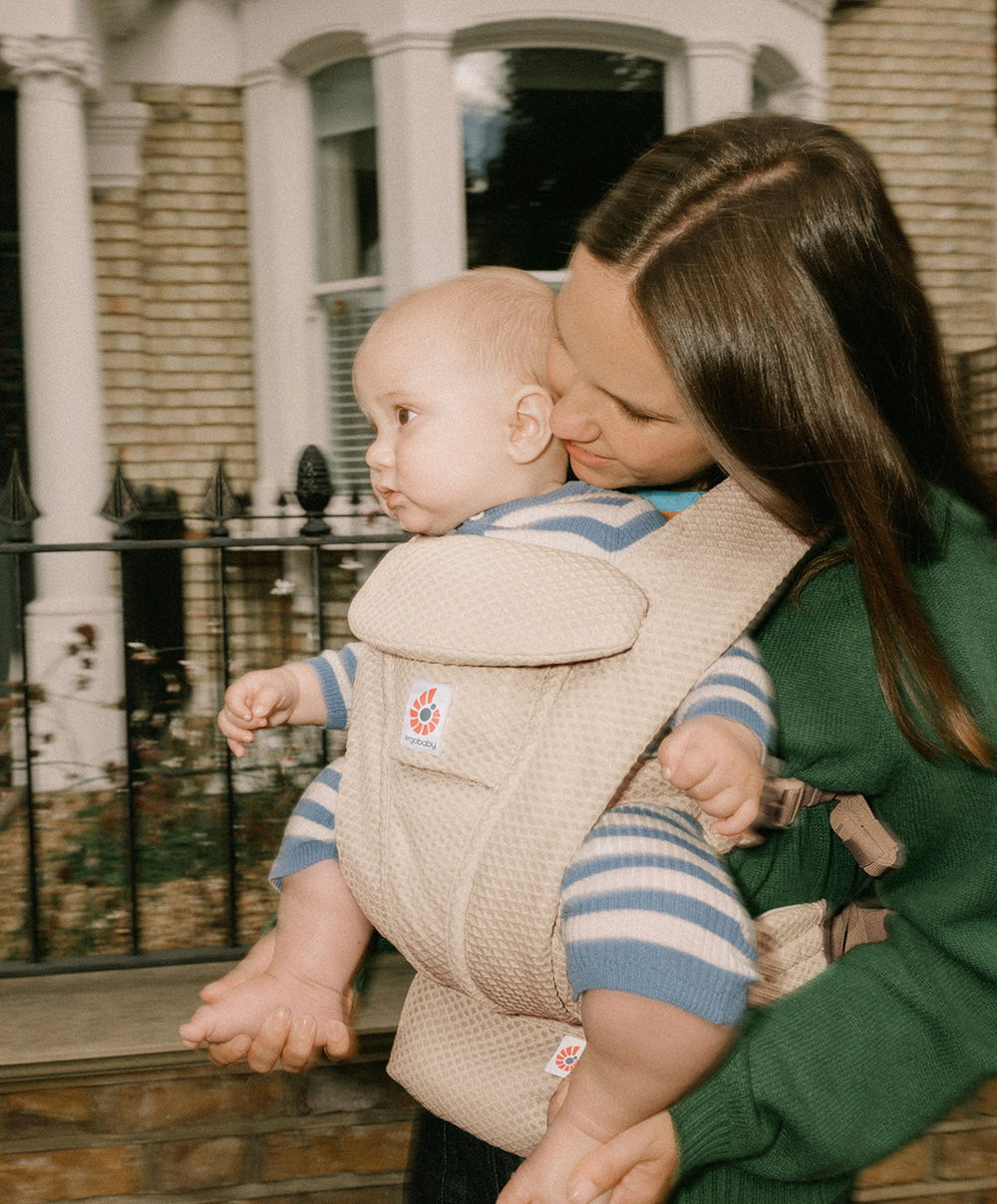 Ergobaby Baby Carriers Ergobaby Omni Deluxe Mesh Baby Carrier - Natural Beige