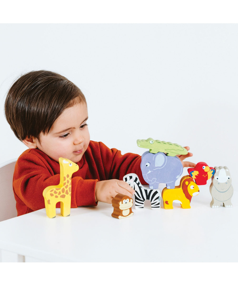 Le Toy Van Jigsaws &amp; Puzzles Classic World Africa Stacking Animals &amp; Bag