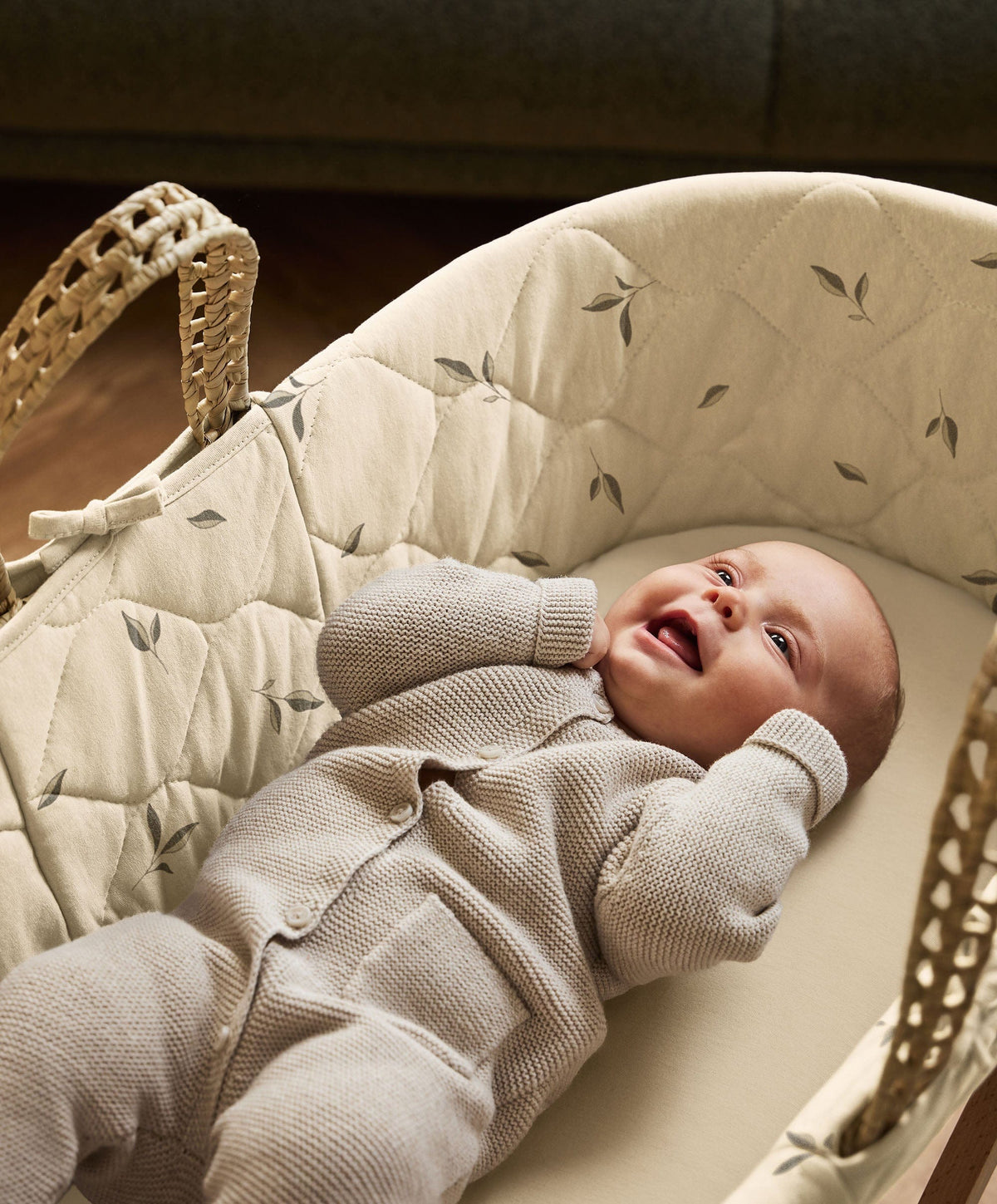 Little Green Sheep Little Green Sheep Quilted Moses Basket & Mattress - Leaves