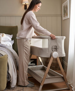 Mamas & Papas Bedside Sleeping Lua 2 Bedside Crib - Mocha