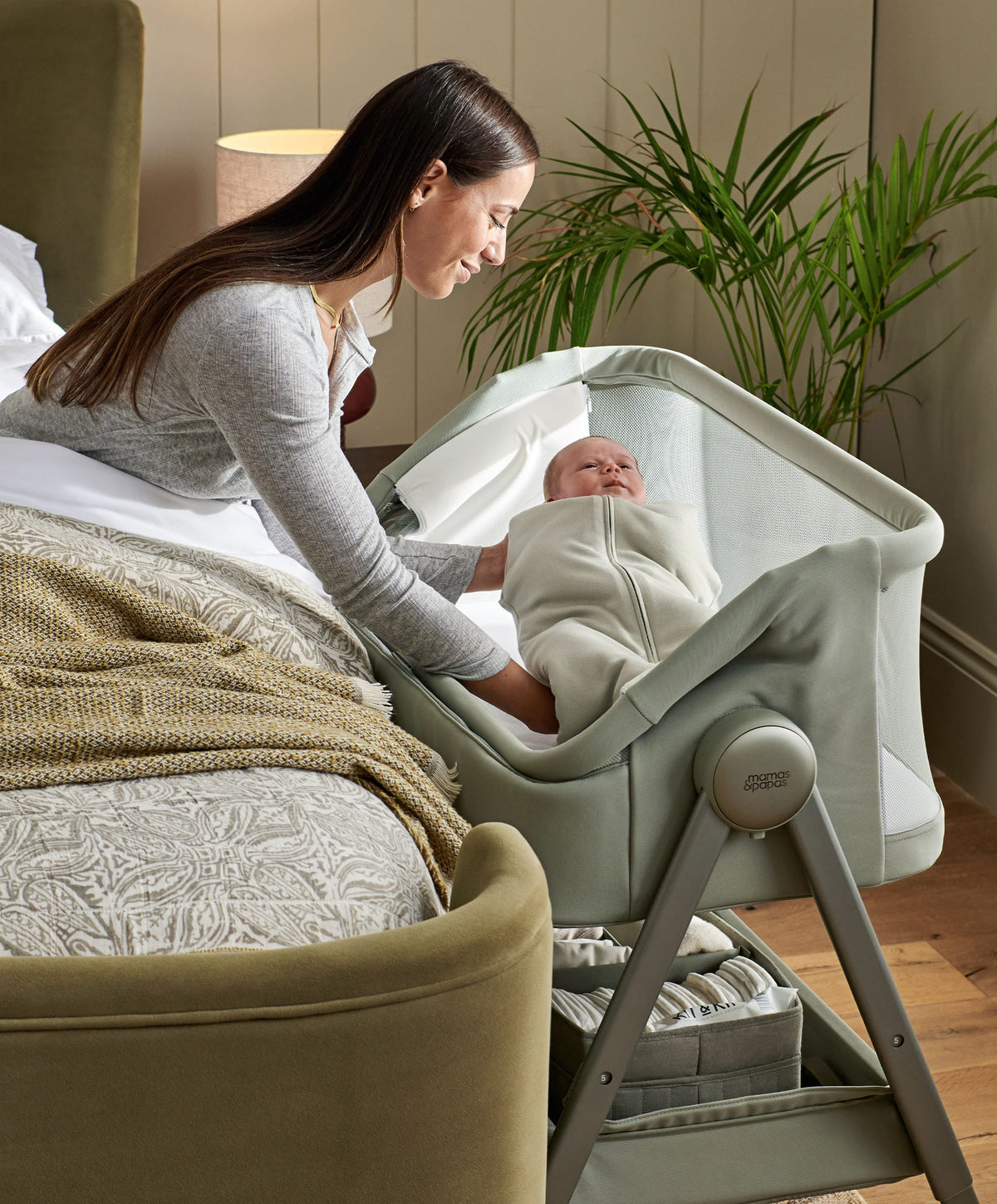 Mamas & Papas Bedside Sleeping Lua 2 Bedside Crib - Thyme