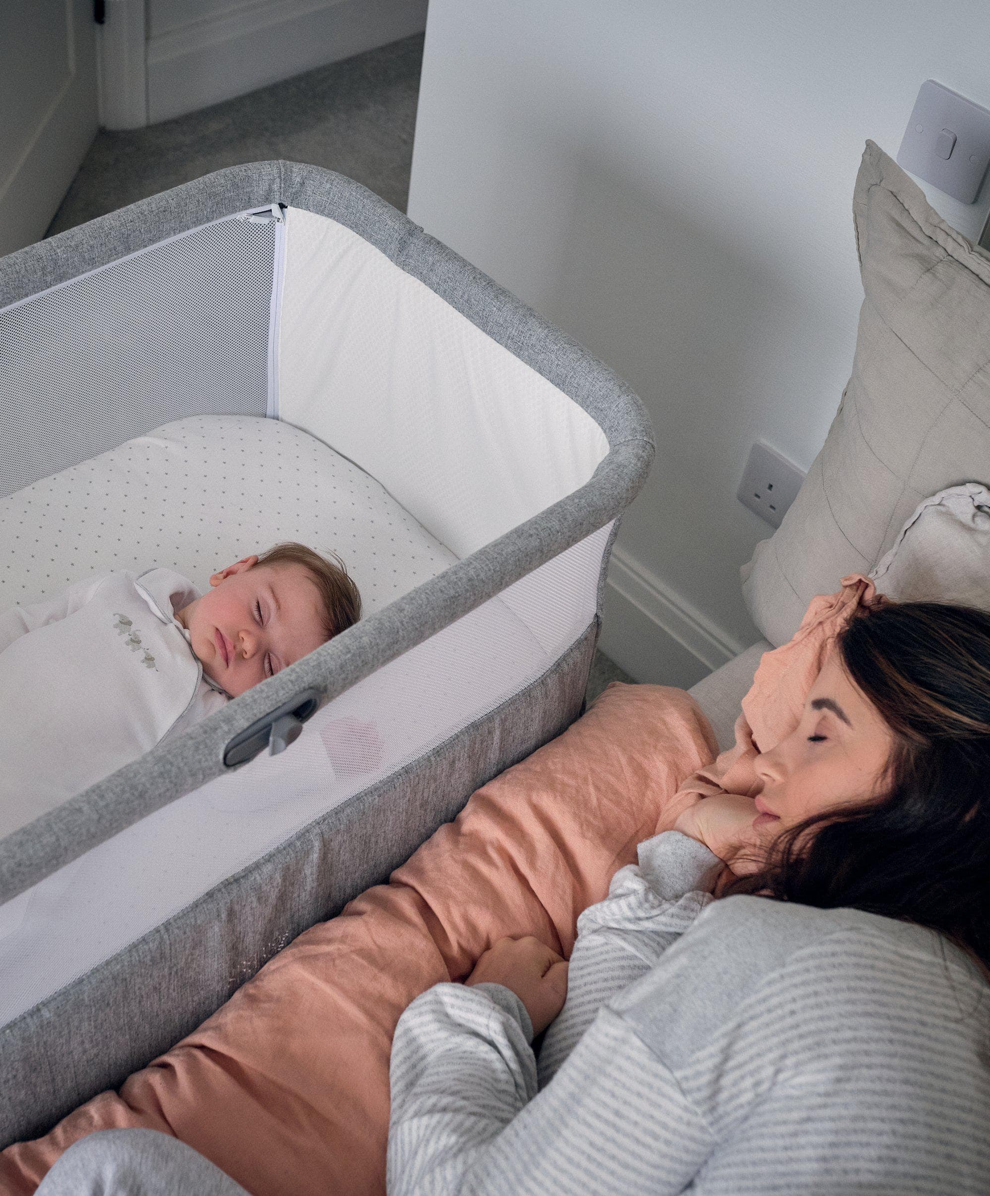 Bedside Cribs Next To Me Cots Newborn Baby Beds – Mamas Papas IE