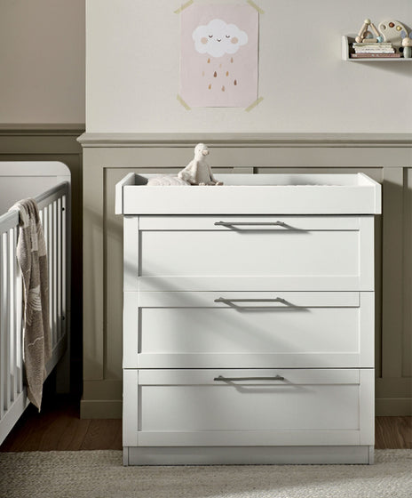 Walton Dresser Changer