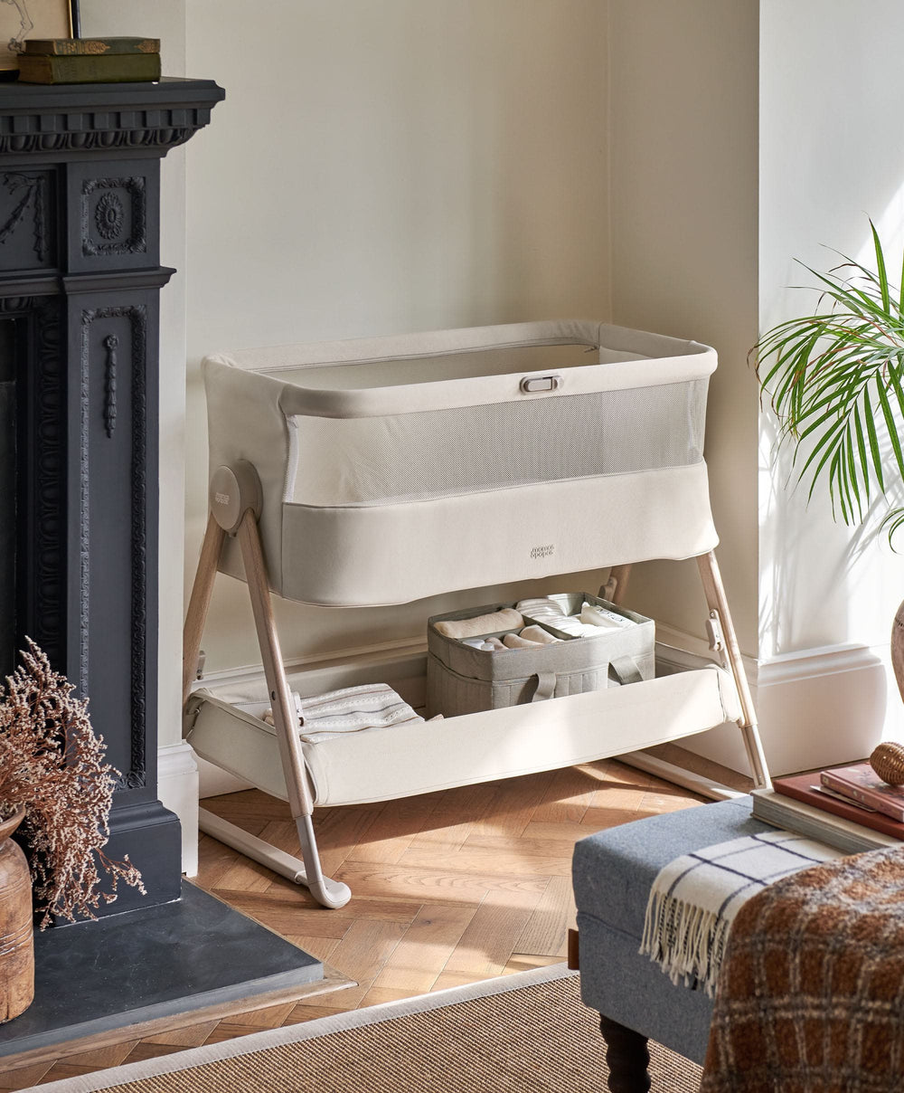 Mamas &amp; Papas Furniture Sets Harwell Nursery Bundle with Lua 2 Bedside Crib (6 Piece) – Sand/White
