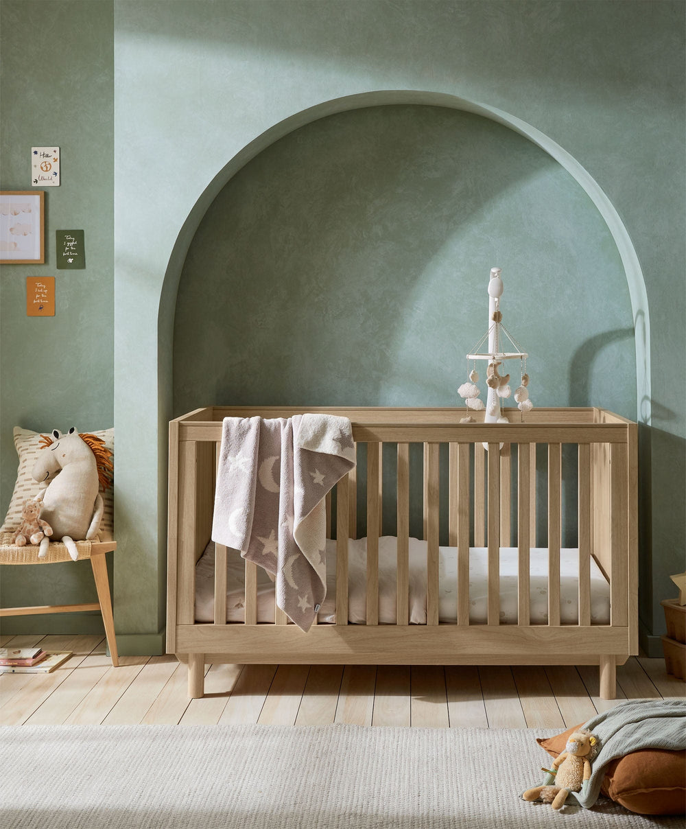 Mamas &amp; Papas Furniture Sets Oska 2 Piece Cotbed Set with Narrow Dresser Changer - Oak/Natural