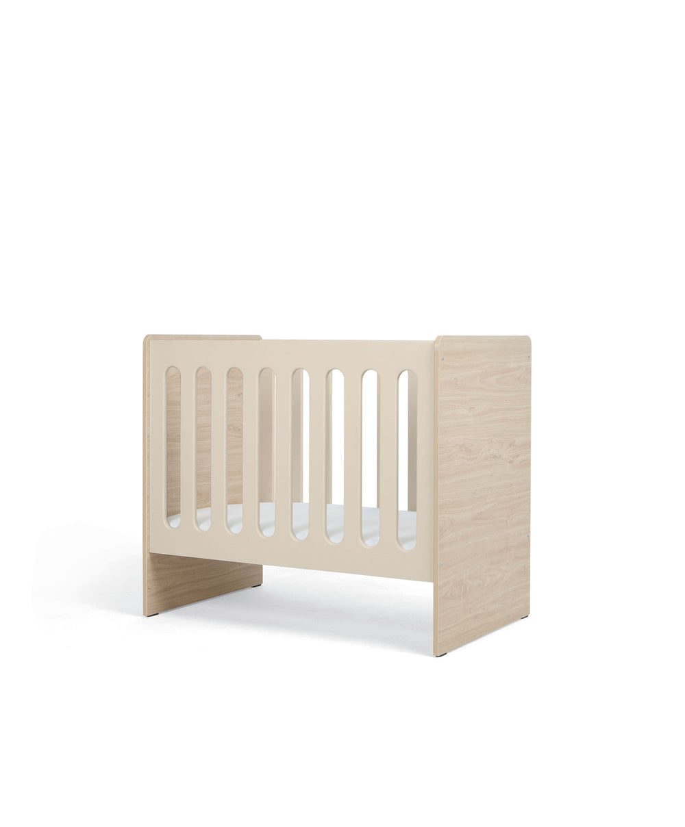 Mamas &amp; Papas Furniture Sets Vyne Mini Cot with Essential Airflow Fibre Petite Cot Mattress &amp; Sheets (4 Piece) - Cashmere/Oak