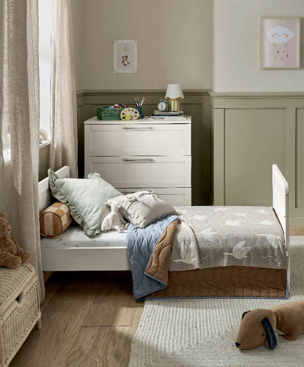 Mamas &amp; Papas Furniture Sets Walton Cotbed with Premium Pocket Spring Mattress - White