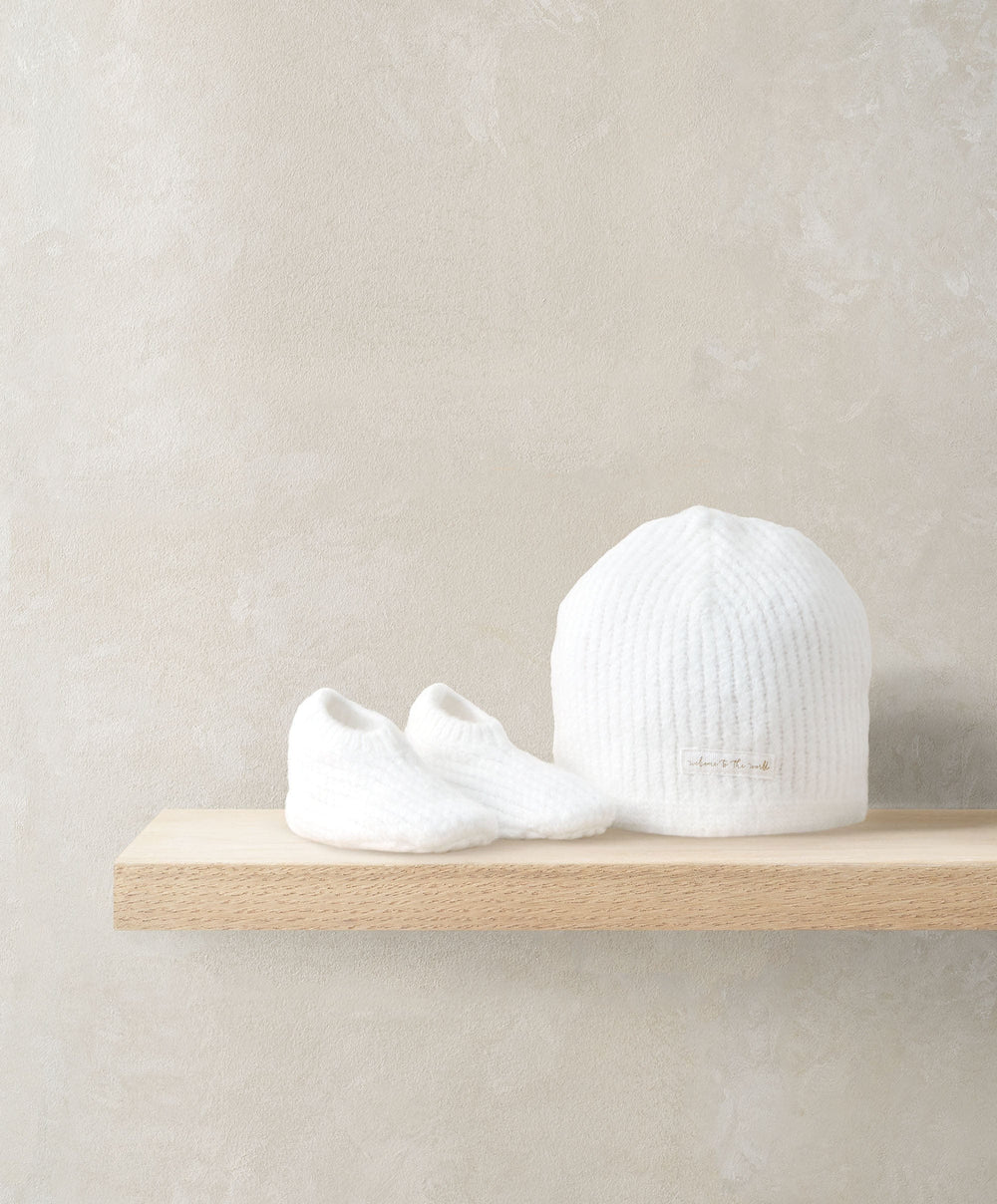 Mamas &amp; Papas Hats &amp; Booties Waffle Knit Hat &amp; Booties Set - White