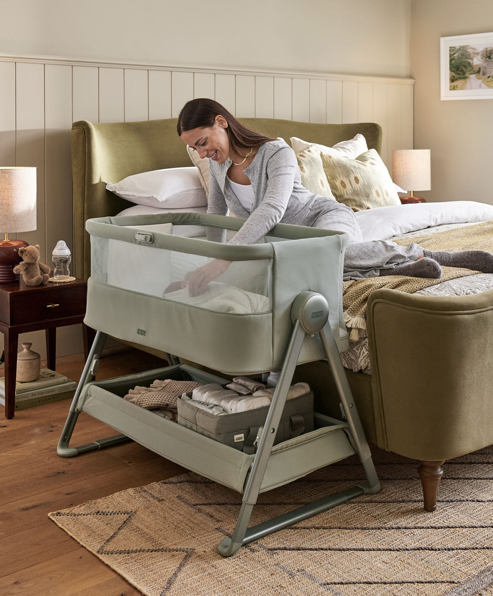 Mamas &amp; Papas Lua 2 Bundle with Cosmic Sheets &amp; Mattress Protector - Thyme