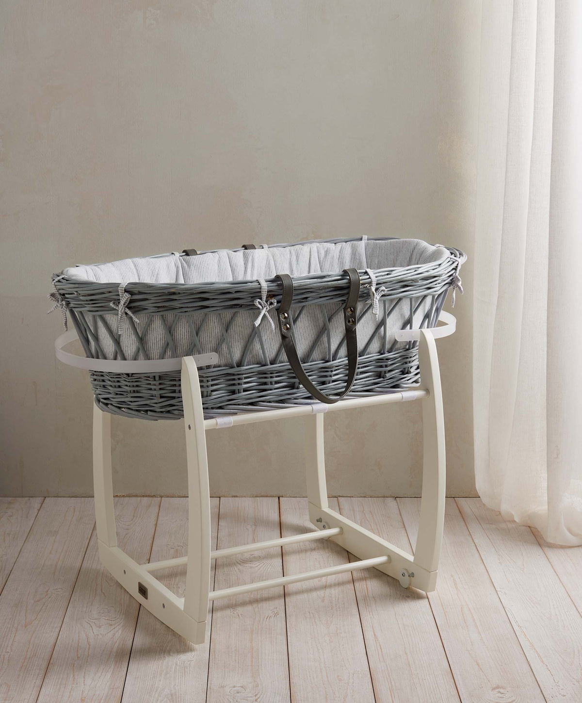 Dream Upon A Cloud Moses Basket Grey/White Nursery Furniture