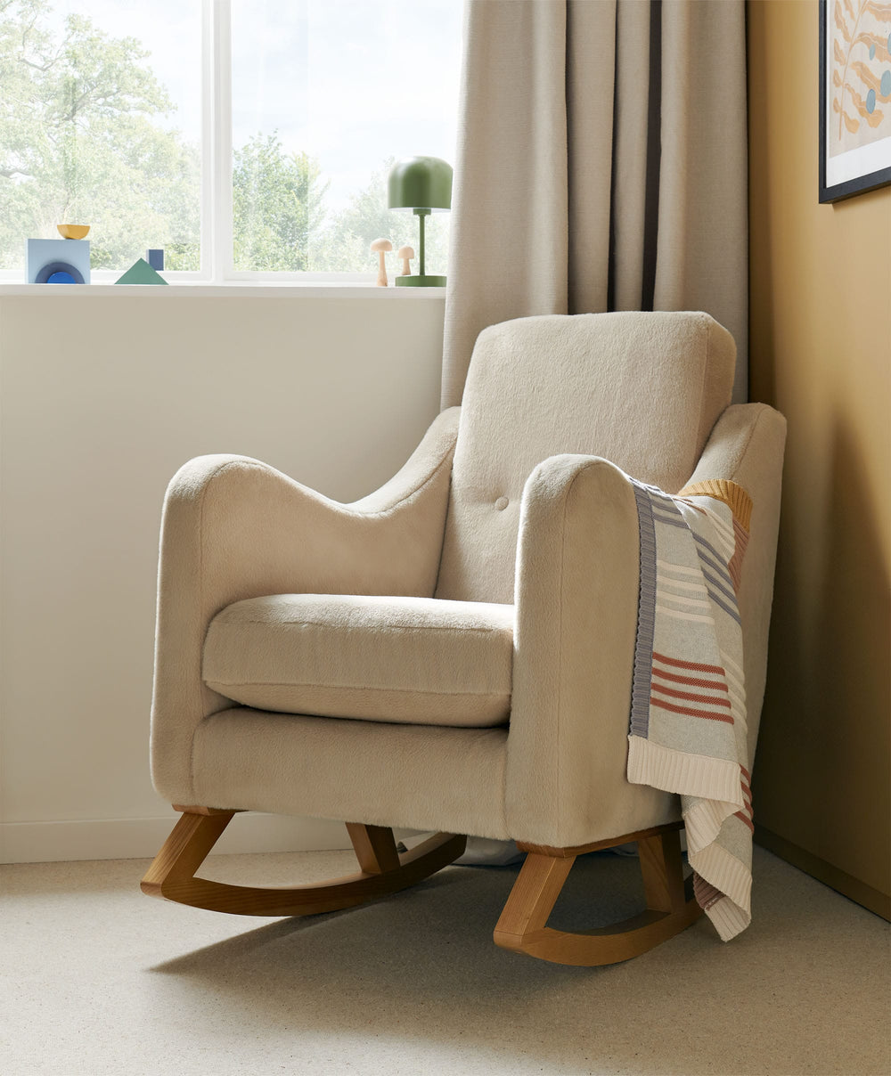 Mamas &amp; Papas Nursing Chairs Bowdon Nursing Chair - Almond Sherpa