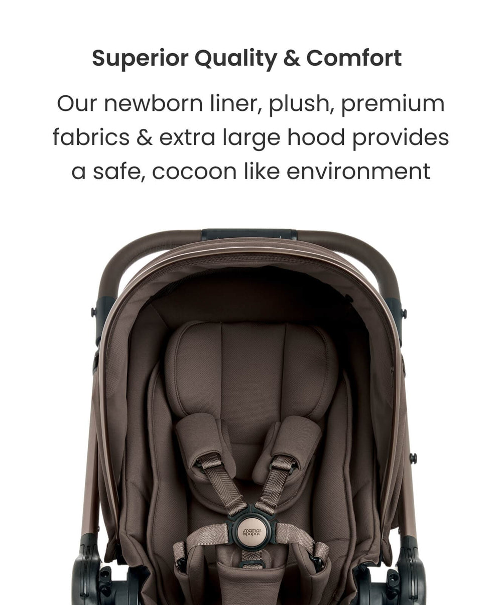 Mamas &amp; Papas Ocarro 2 Complete Pushchair Bundle with Cybex Cloud T i-Size + Baby Car Seat (9 Pieces) - Eclipse