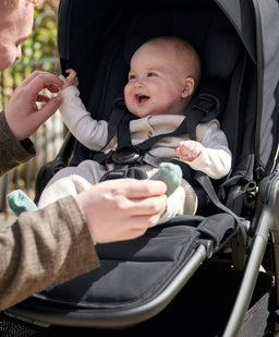 Mamas & Papas Ocarro 2 Pushchair Bundle With Cybex Cloud T i-Size Rotating Baby Car Seat & Base (8 Pieces) - Eclipse