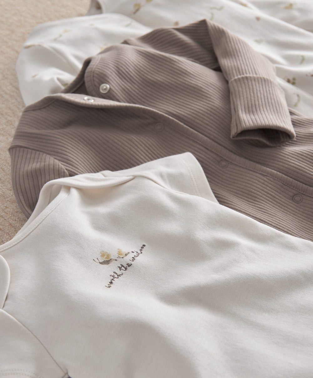 Mamas &amp; Papas Outfits &amp; Sets Worth The Wait All In One Set (5 Pieces)