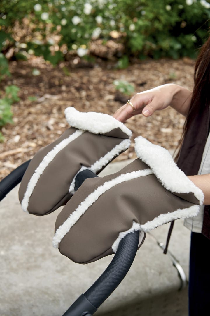 Mamas &amp; Papas Pram Mitts Pram Mitts Crema
