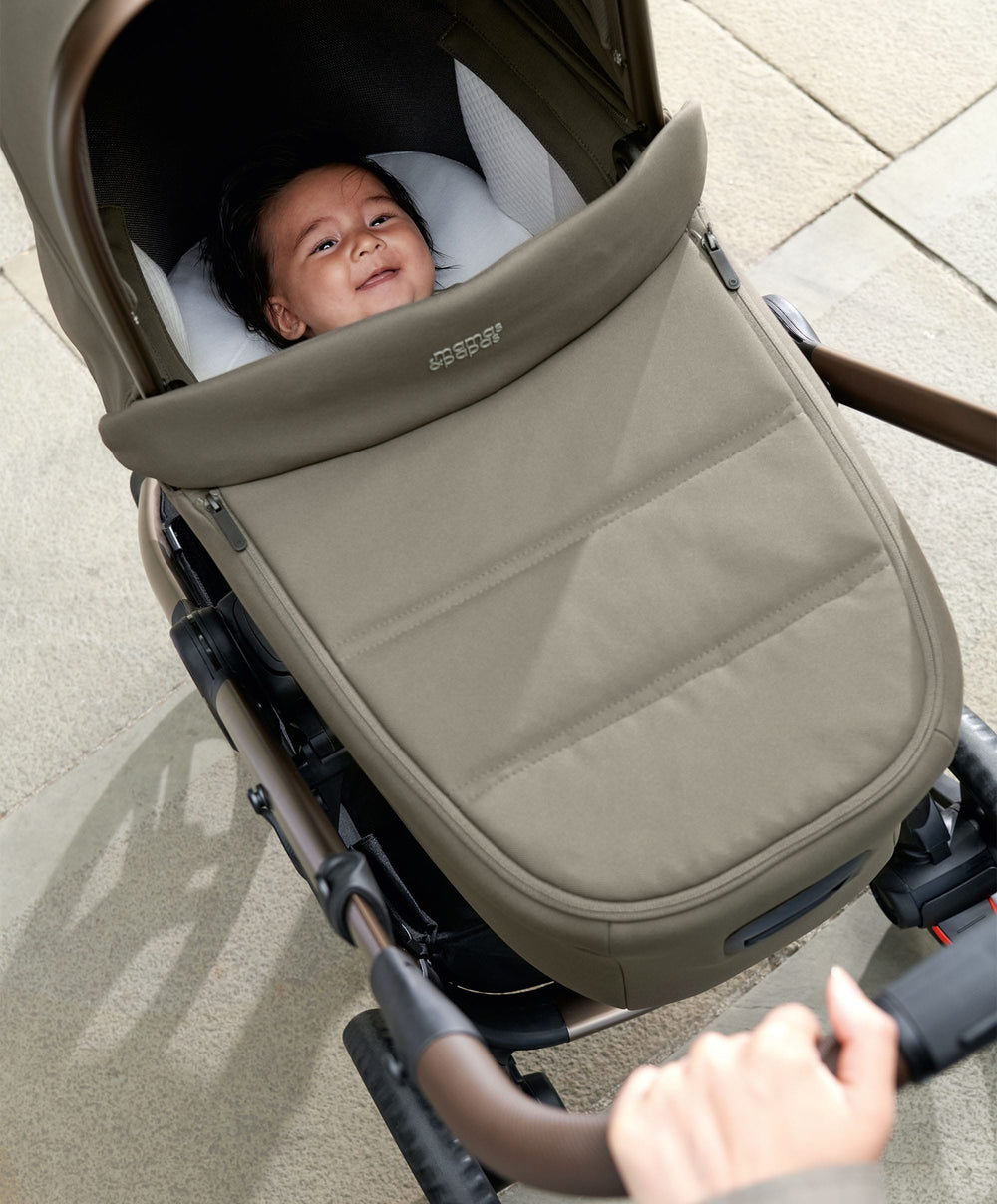 Mamas &amp; Papas Pushchairs Ocarro 2 Complete Pushchair Bundle with Cybex Cloud T i-Size Rotating Baby Car Seat &amp; Base (8 Pieces) - Evergreen
