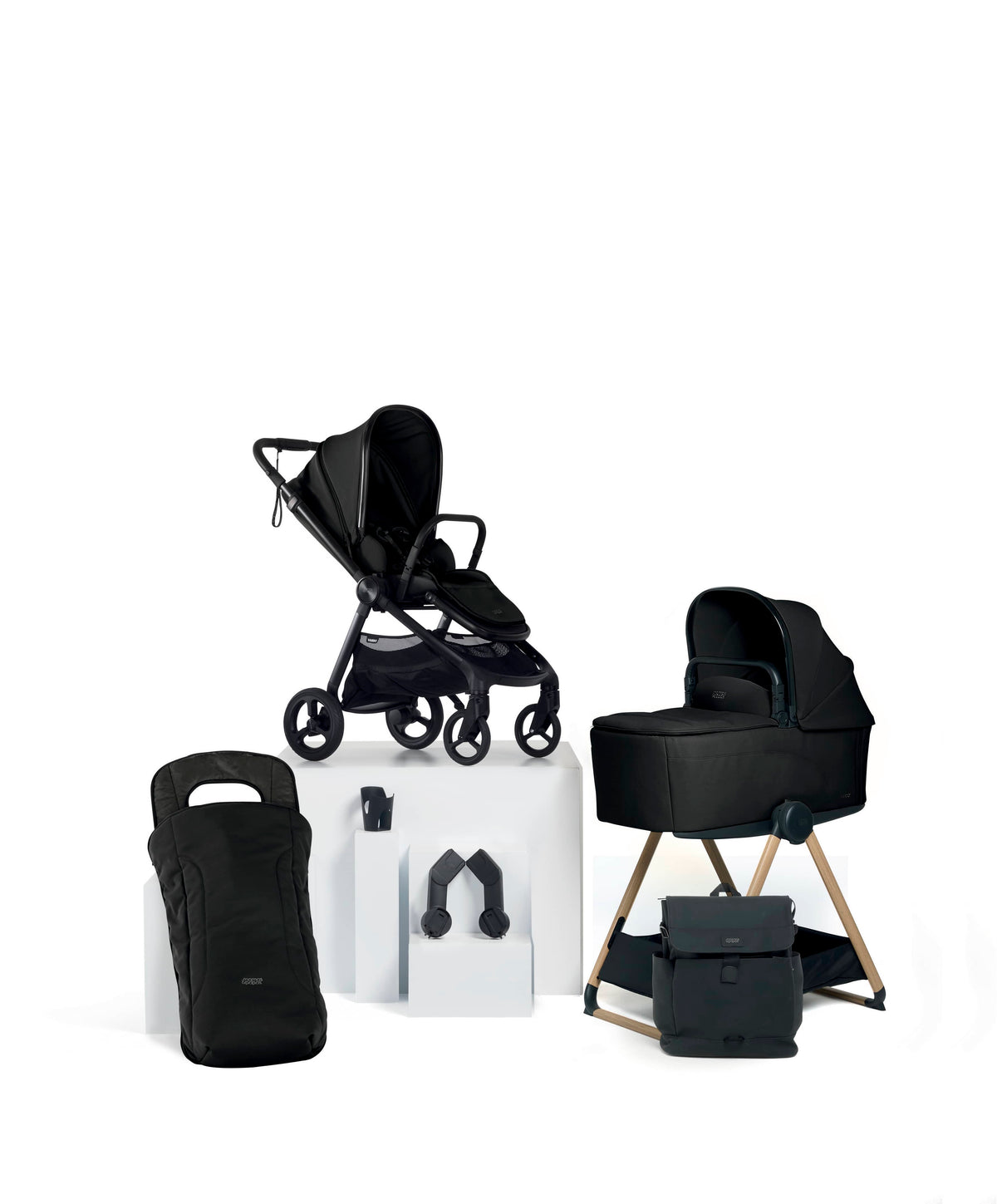 Mamas & Papas Vardo Essential Pushchair Bundle (7 Pieces) - Noir