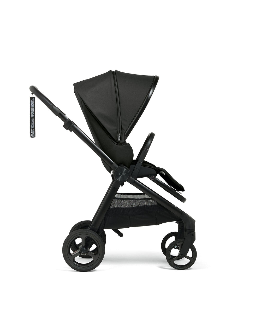 Mamas &amp; Papas Vardo Pushchair Bundle with Cybex Cloud T Car Seat (8 Pieces) - Noir
