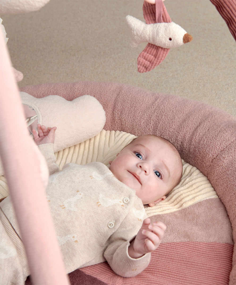 Mamas &amp; Papas Welcome to the World Tummy Time Roll - Floral