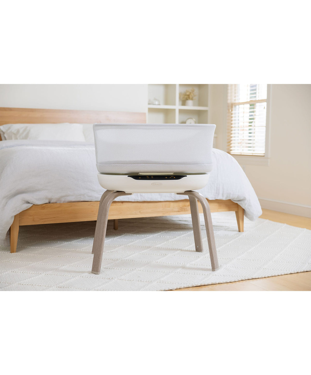 Maxi Cosi Bedside Sleeping Graco Eluma™ Nest Bedside Crib - Luna