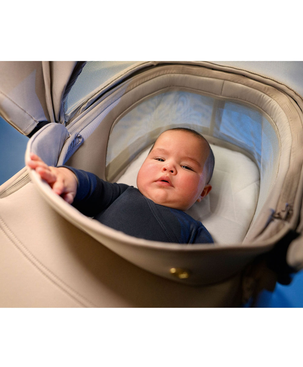 Maxi Cosi Carrycots Maxi-Cosi Cabin Carrycot -  Sapphire Sand