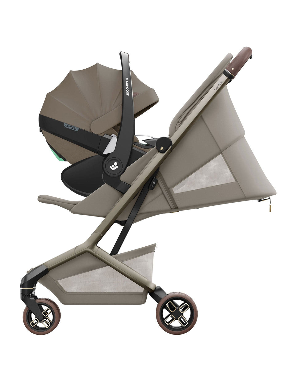 Maxi Cosi Maxi-Cosi Fame Cabin Pushchair Bundle with Maxi-Cosi Coral Slide Pro Car Seat &amp; Base (4 Pieces) - Sapphire Sand
