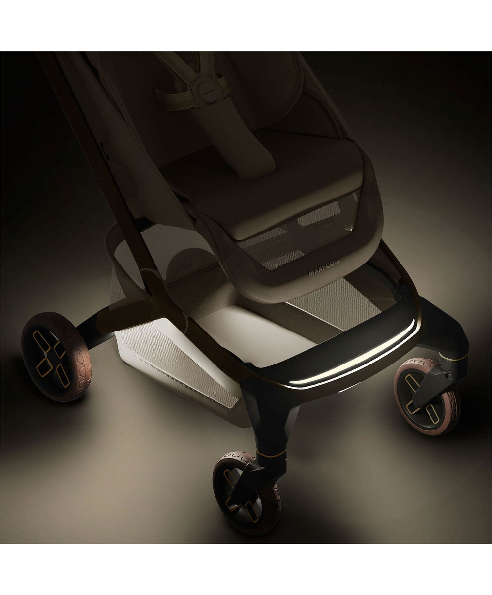 Maxi Cosi Maxi-Cosi Fame Cabin Pushchair &amp; Raincover - Oak Truffle
