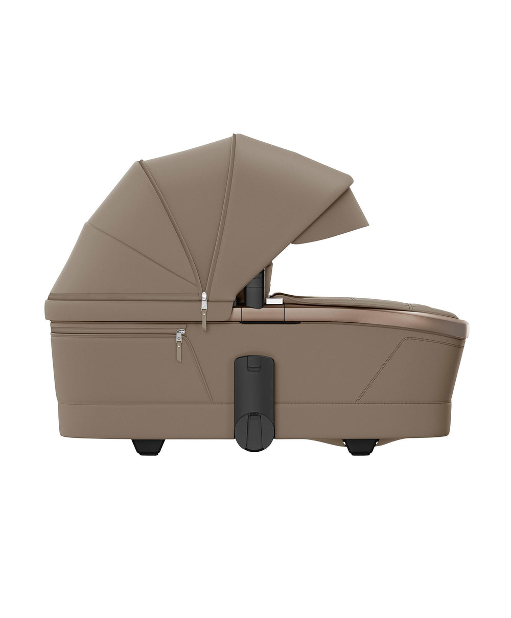 Maxi Cosi Maxi-Cosi Fame Carrycot - Oak Truffle