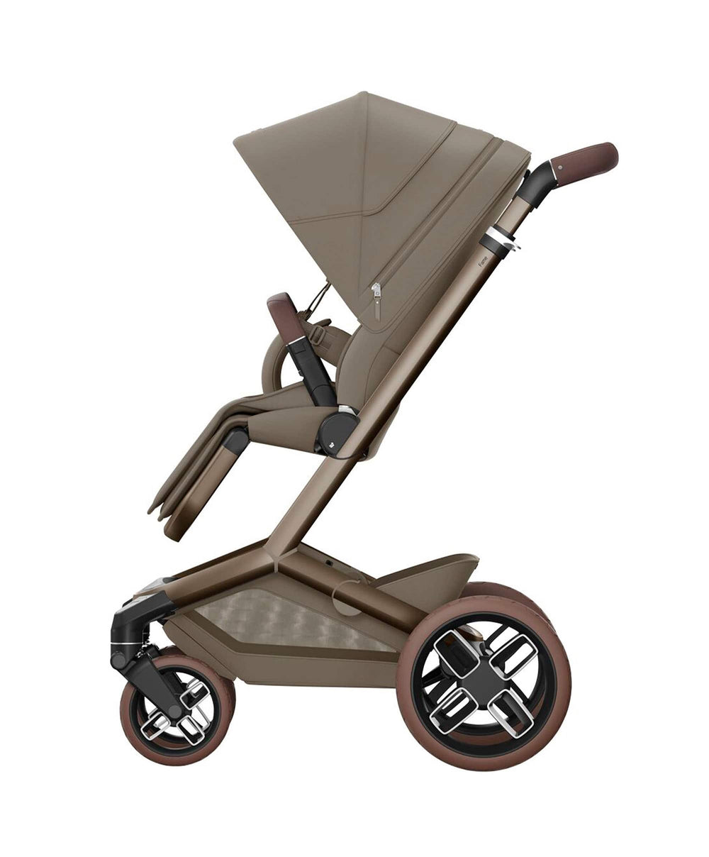 Maxi Cosi Maxi-Cosi Fame Pushchair &amp; Carrycot - Oak Truffle