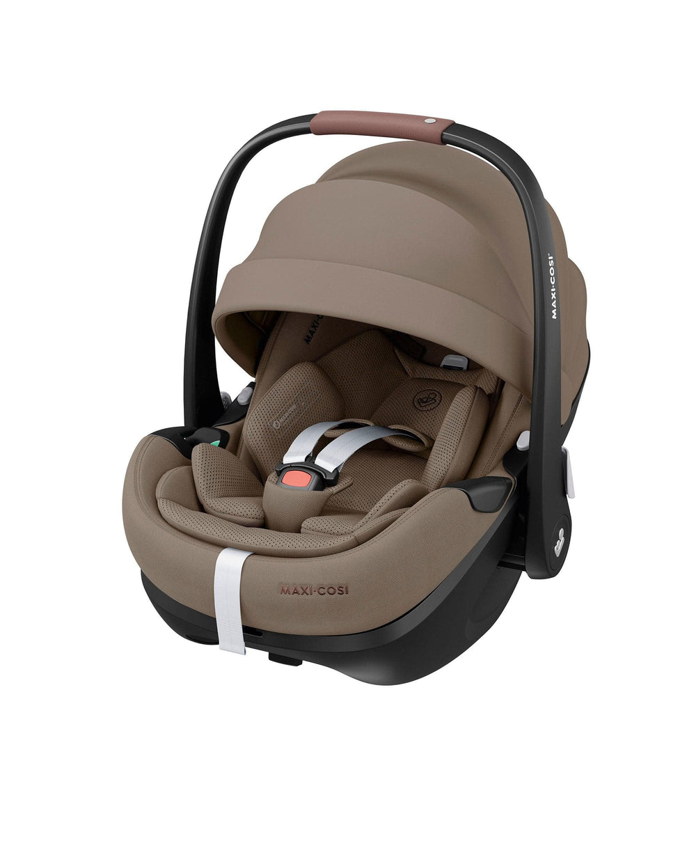 Maxi Cosi Maxi-Cosi Fame Pushchair &amp; Carrycot with Maxi-Cosi Pebble 360 Pro² Car Seat &amp; Base - Oak Truffle