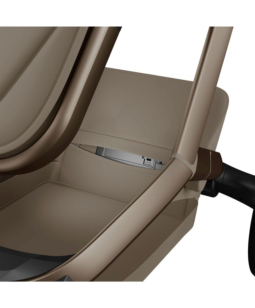 Maxi Cosi Maxi-Cosi Fame Pushchair - Oak Truffle