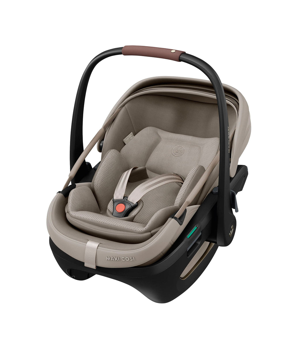 Maxi Cosi Pushchairs Maxi-Cosi Fame Cabin Pushchair Bundle with Maxi-Cosi Coral Slide Pro Car Seat &amp; Base (5 Pieces) - Sapphire Sand