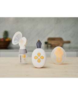 Medela Breastfeeding Medela Solo&trade; Hands Free Single Electric Breast Pump