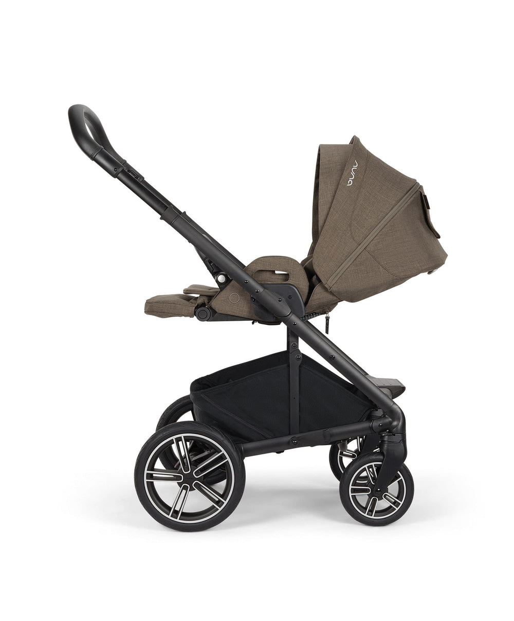 Nuna Nuna Mixx Next Pushchair Bundle with Nuna PIPA Urbn Car Seat - Pistachio