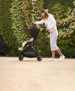 Nuna Pushchairs Nuna IXXA Next Pushchair - Caviar