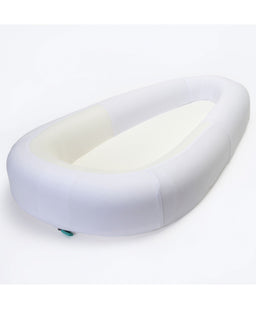 Purflo Baby Nests Purflo Sleep Tight Baby Bed - Soft White