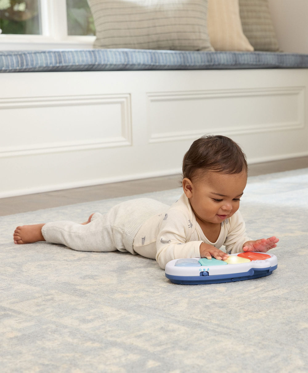 Skip Hop Activity Toys Seascape 2-in-1 Activity Center